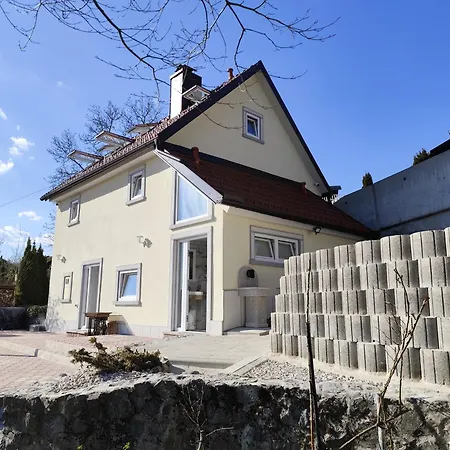 Hiska Romanca Villa *